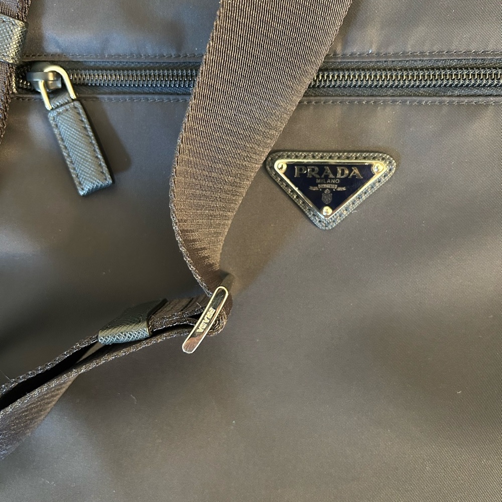 Authentic Prada Dark Navy Nylon and Saffiano Shoulder Messenger Bag NWOT - Picture 14 of 15